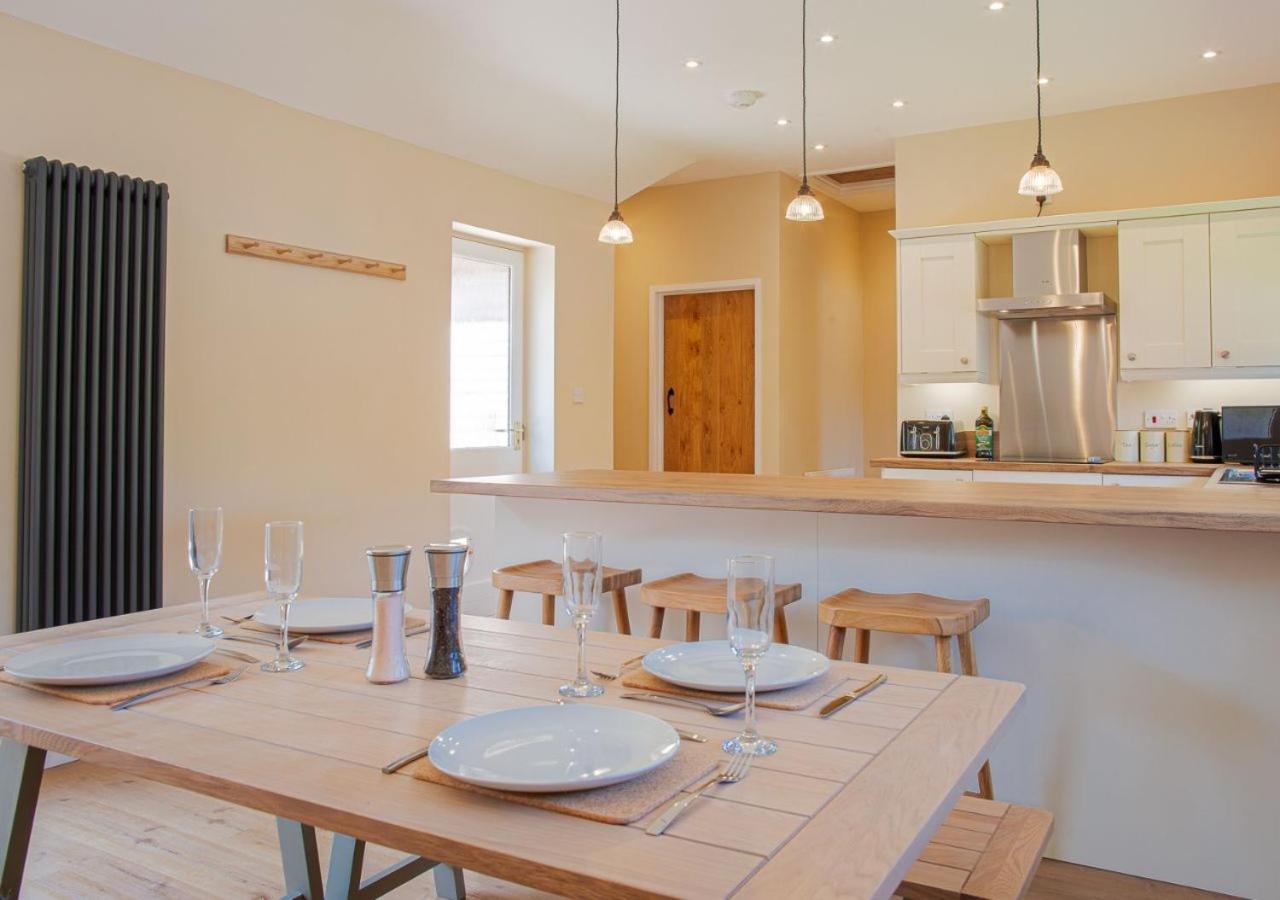 The Barn In Longhope - Luxury Barn Conversion Buitenkant foto