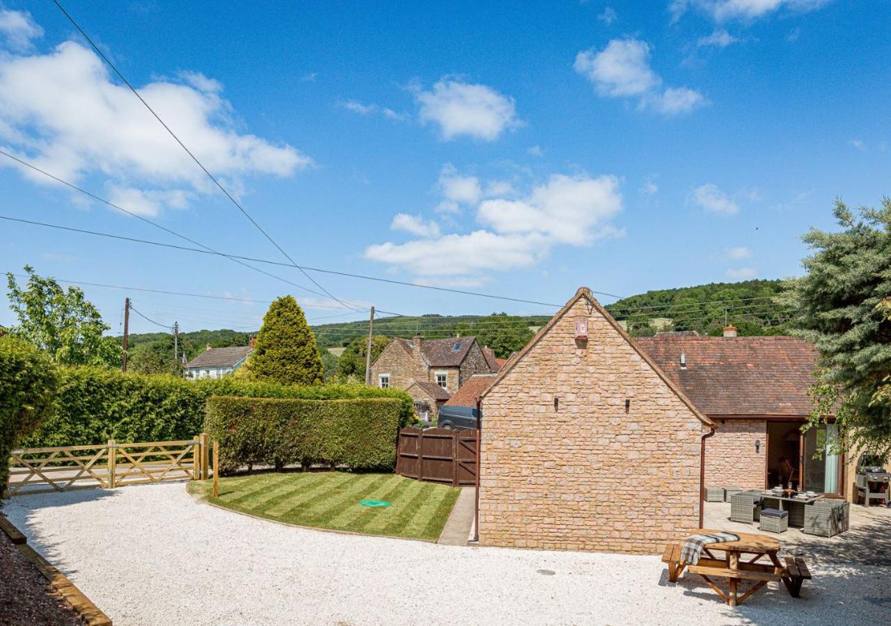 The Barn In Longhope - Luxury Barn Conversion Buitenkant foto